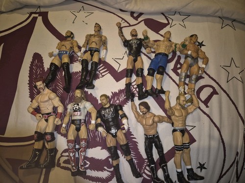 Wwe small bundle - wwe,