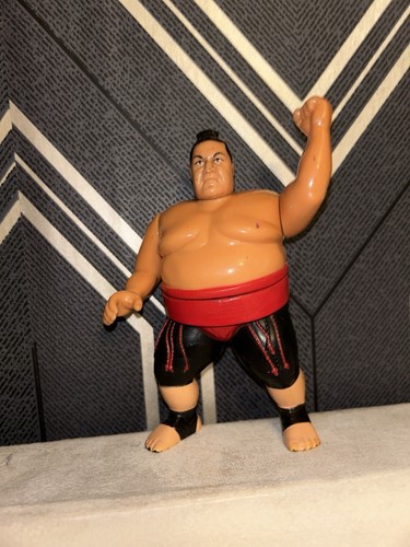 Wwf yokozuna hasbro - yokozuna,