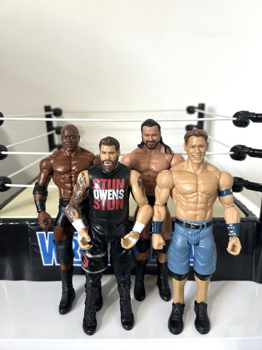 Wwe wrestling figures bundle - wwe,
