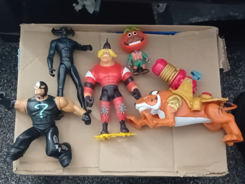 Action figure bundle wwe - action,